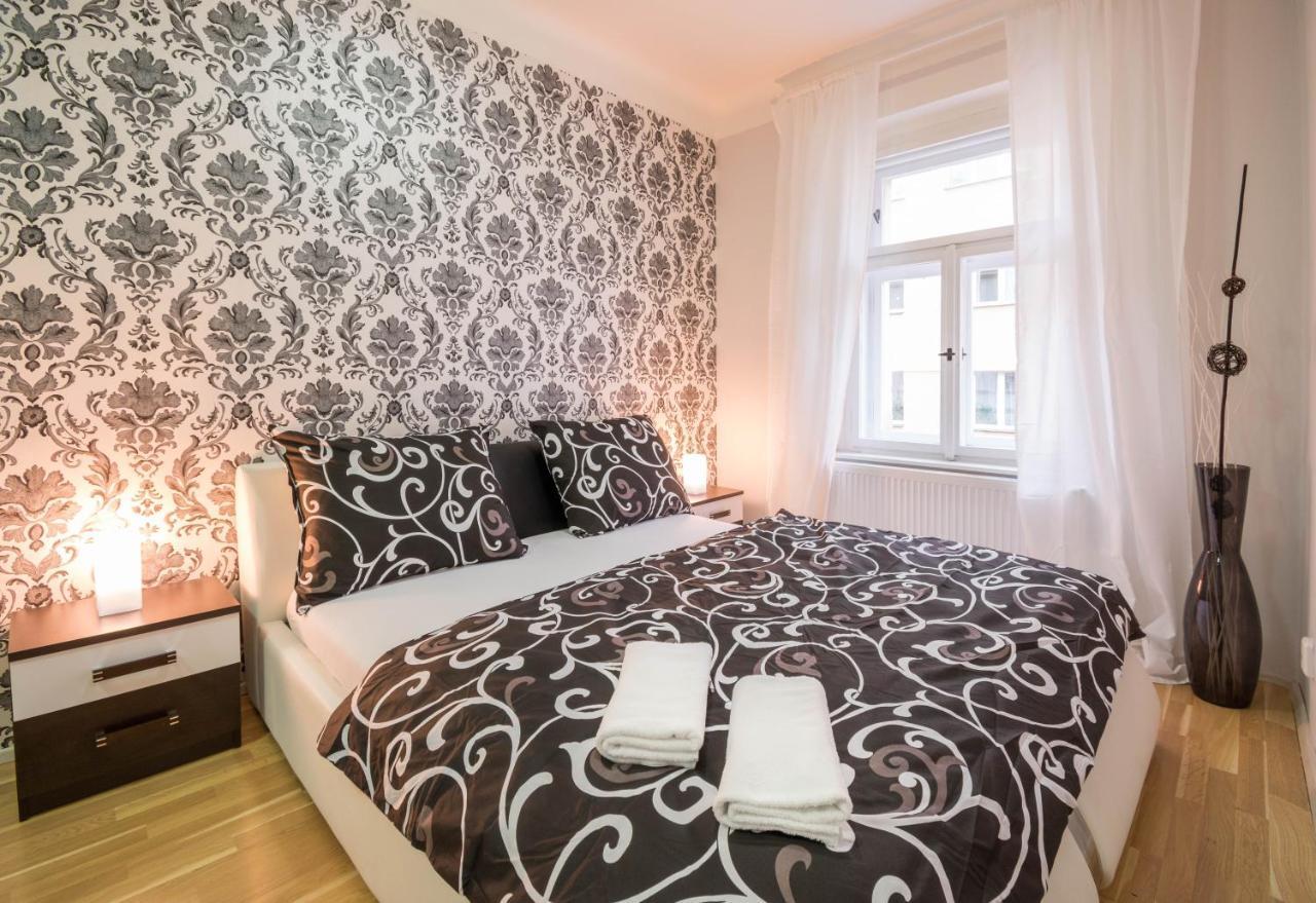 Chest Design Apartments Prága Kültér fotó