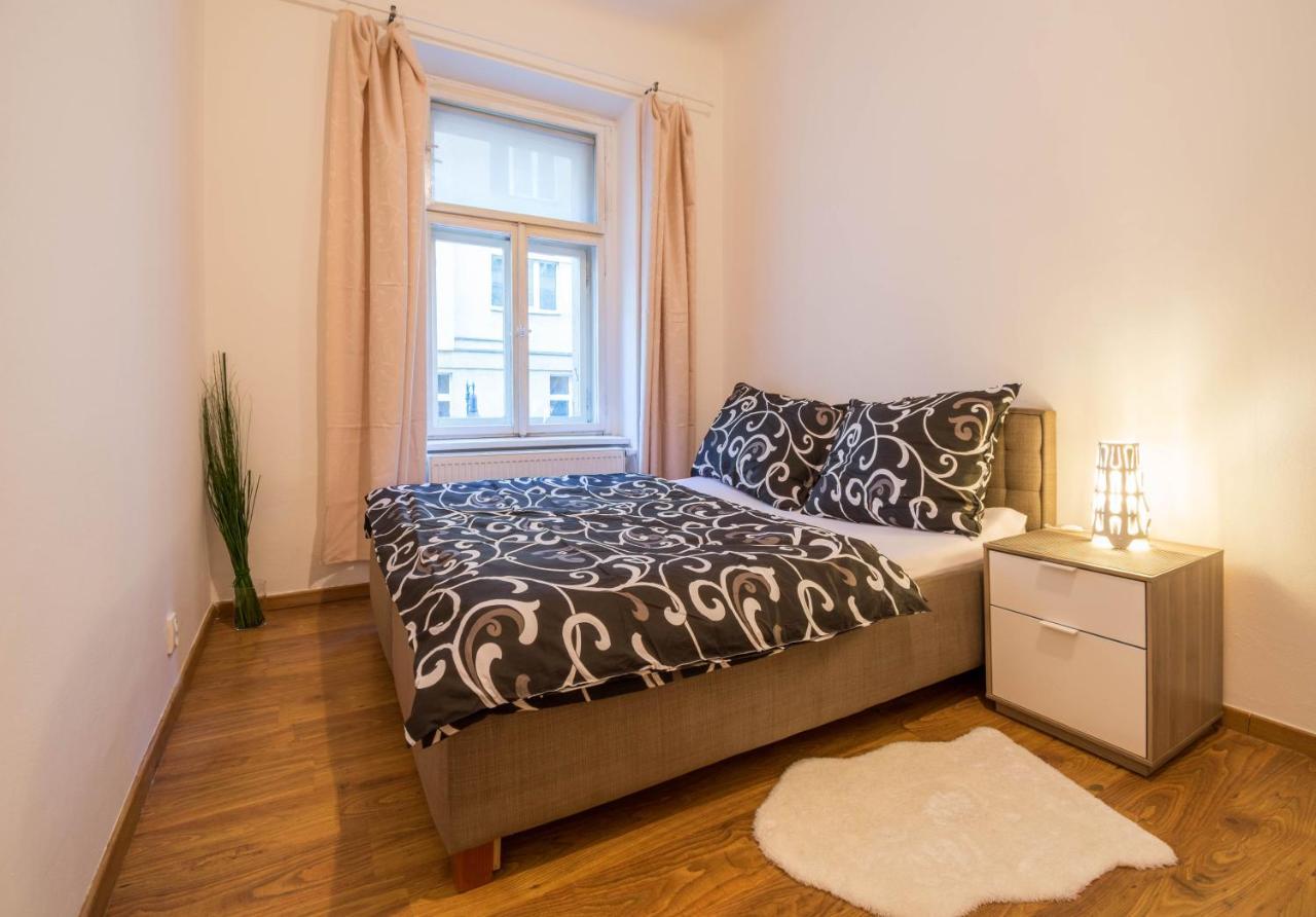 Chest Design Apartments Prága Kültér fotó